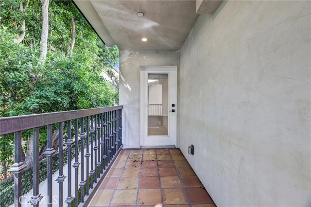 Detail Gallery Image 19 of 23 For 5248 Segals Way, Sherman Oaks,  CA 91411 - 4 Beds | 3/1 Baths