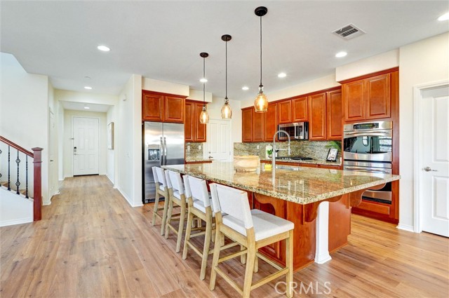 Detail Gallery Image 13 of 44 For 24509 Rosette Ln, Valencia,  CA 91354 - 5 Beds | 3 Baths