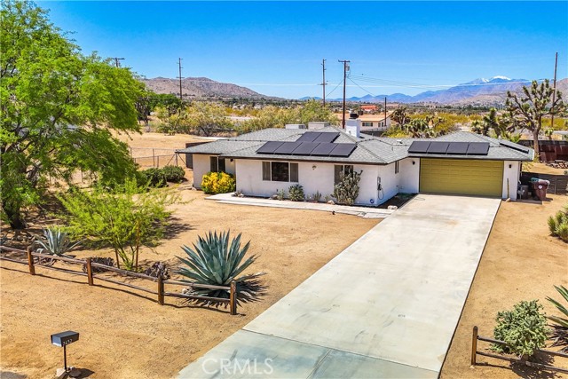 Detail Gallery Image 6 of 57 For 7432 Aster Ave, Yucca Valley,  CA 92284 - 3 Beds | 2 Baths