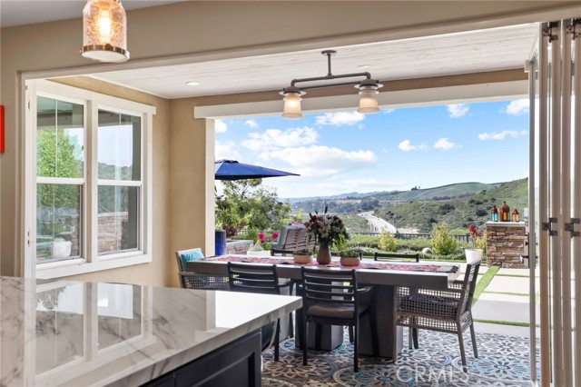 Detail Gallery Image 12 of 75 For 29 Ventada St, Rancho Mission Viejo,  CA 92694 - 4 Beds | 4/1 Baths