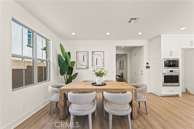 Detail Gallery Image 15 of 51 For 173 Somera, Irvine,  CA 92602 - 4 Beds | 3/1 Baths