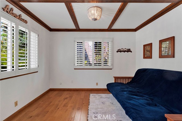 915 Trinity, Lake Arrowhead, CA 92352