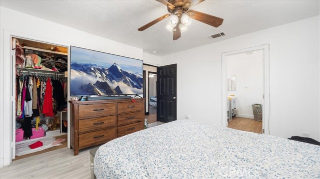 Detail Gallery Image 13 of 27 For 11133 E Ave, Hesperia,  CA 92345 - 4 Beds | 2 Baths