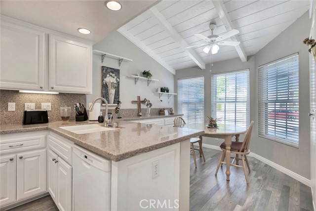 Image 6 of 36 For 5891 Via Santana