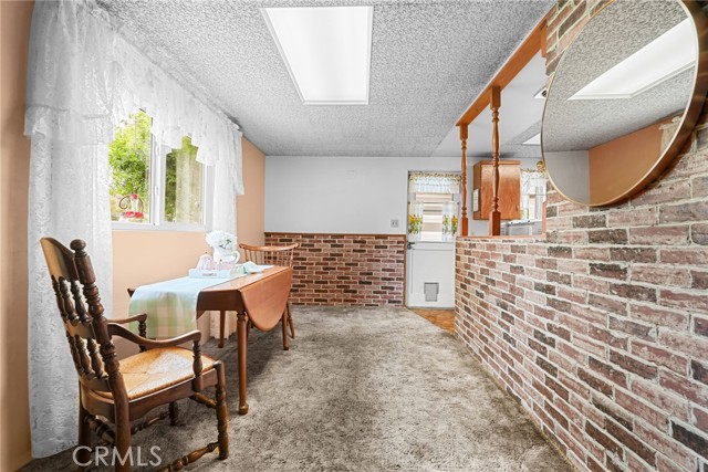 27439 Santa Clarita Road, Saugus CA: https://media.crmls.org/medias/4815c3a2-3ad7-4c38-bad5-da9d98d66dc5.jpg