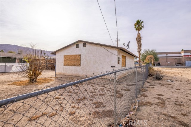 Detail Gallery Image 27 of 30 For 6425 Ocotillo Ave, Twentynine Palms,  CA 92277 - 2 Beds | 1 Baths