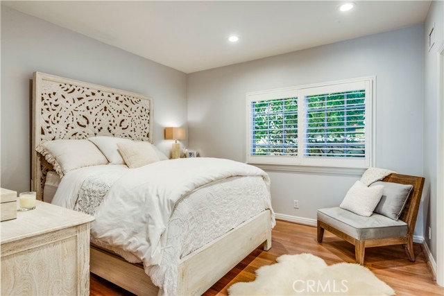 595 35th Street, Manhattan Beach, California 90266, 6 Bedrooms Bedrooms, ,4 BathroomsBathrooms,Residential,Sold,35th,SB22117644