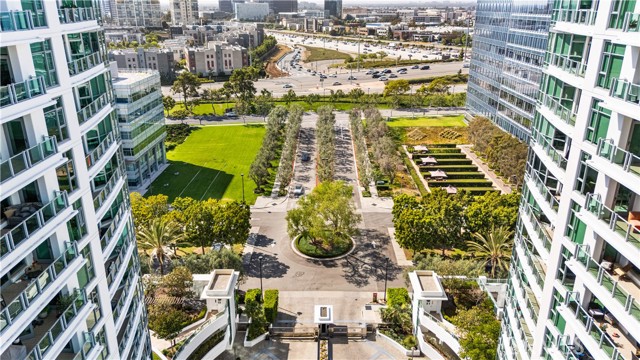 3131 Michelson Drive, Irvine CA: https://media.crmls.org/medias/4816919f-33c8-4830-980d-924bf2ff0ec2.jpg