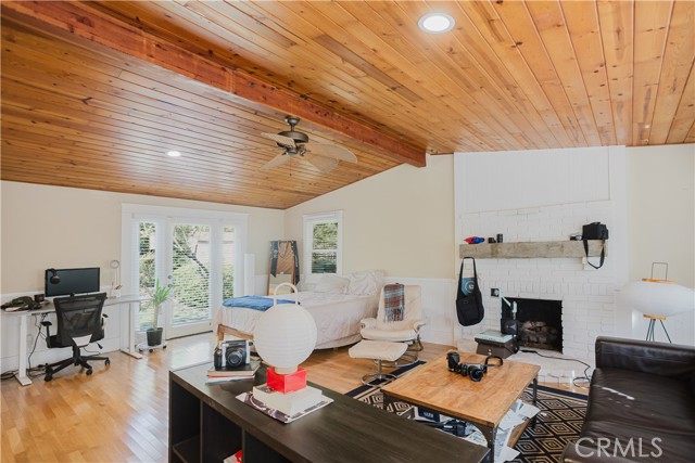 Detail Gallery Image 14 of 21 For 262 N Cambridge St, Orange,  CA 92866 - 3 Beds | 2 Baths