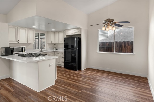 Detail Gallery Image 23 of 48 For 37623 Robin, Palmdale,  CA 93550 - 3 Beds | 2 Baths