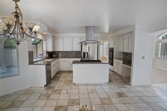 Detail Gallery Image 7 of 22 For 5530 Buffwood Pl, Agoura Hills,  CA 91301 - 5 Beds | 3 Baths