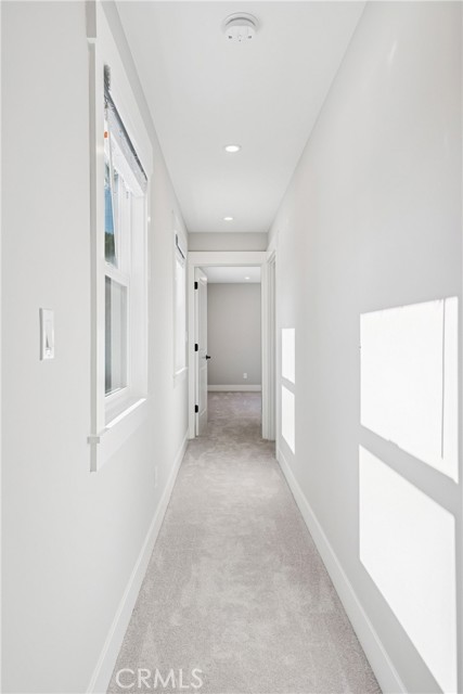 Image 19 of 36 For 60 Loma Vista