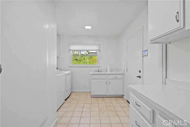 Detail Gallery Image 22 of 52 For 3940 E Summitridge Ln, Orange,  CA 92867 - 5 Beds | 3 Baths