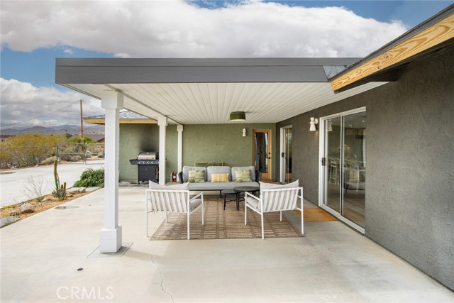 61584 Pueblo Trail, Joshua Tree CA: https://media.crmls.org/medias/48185825-2898-4bbb-a982-41e1de8d6f57.jpg