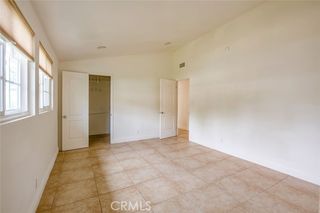 Detail Gallery Image 23 of 37 For 20546 Miranda Pl, Woodland Hills,  CA 91367 - 3 Beds | 2 Baths