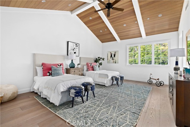 Detail Gallery Image 50 of 56 For 4509 Noeline Ave, Encino,  CA 91436 - 6 Beds | 6/1 Baths