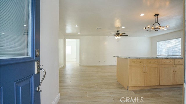 Detail Gallery Image 7 of 63 For 24306 Gilmore St, West Hills,  CA 91307 - 4 Beds | 2 Baths