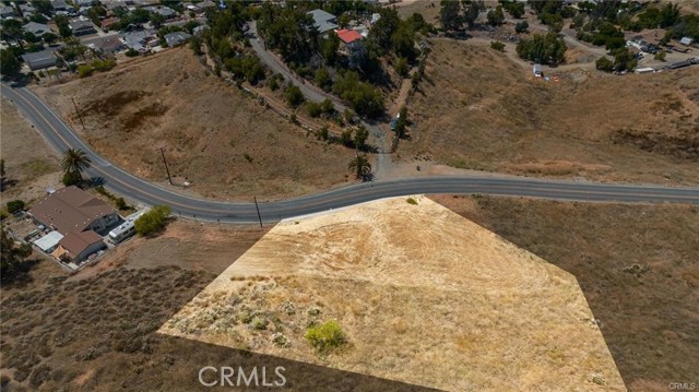 Detail Gallery Image 4 of 14 For 560 Franklin, Lake Elsinore,  CA 92530 - – Beds | – Baths
