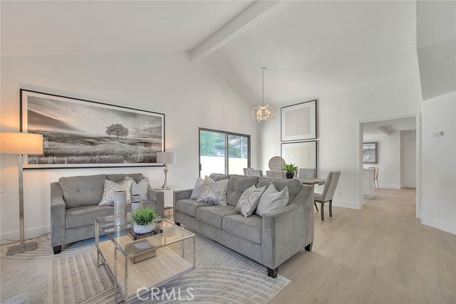 listing main picture