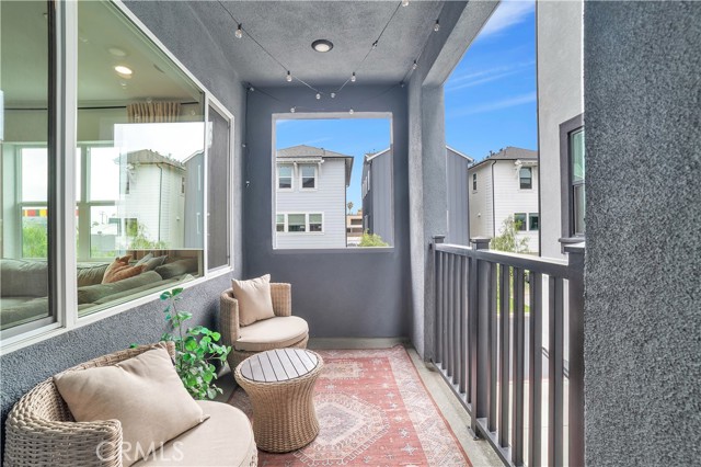 516 Caleigh Lane, Costa Mesa CA: https://media.crmls.org/medias/481a1b68-4601-46c6-9399-65b14f681528.jpg