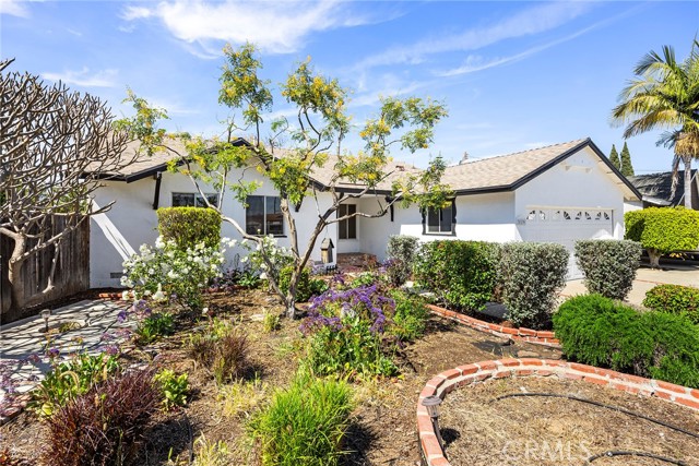 Detail Gallery Image 2 of 30 For 319 Moonbeam Dr, Placentia,  CA 92870 - 3 Beds | 2 Baths