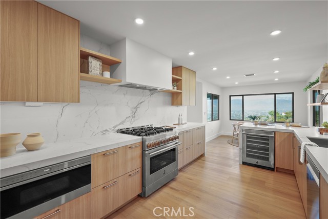 2115 E Santiago Street, Covina CA: https://media.crmls.org/medias/481aceba-c6f3-4d4c-953e-e2429dc9ad7e.jpg