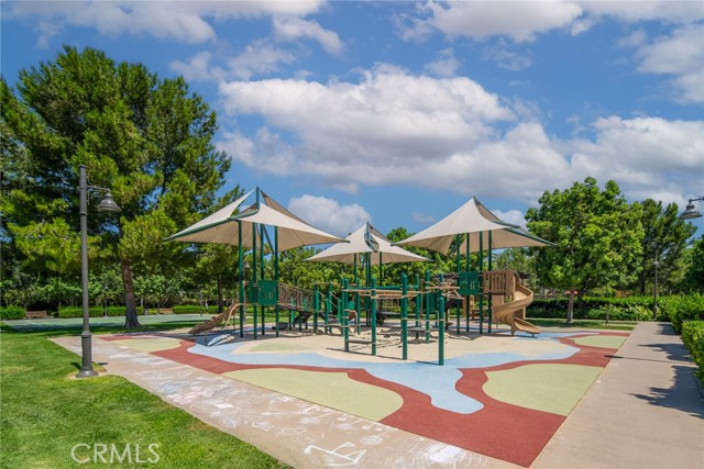 Detail Gallery Image 33 of 35 For 213 Cedarwood, Irvine,  CA 92620 - 4 Beds | 4 Baths