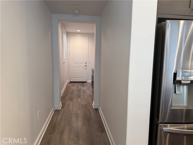 209 Follyhatch, Irvine CA: https://media.crmls.org/medias/481b85ea-00be-4ec5-9bba-8118565f82f7.jpg