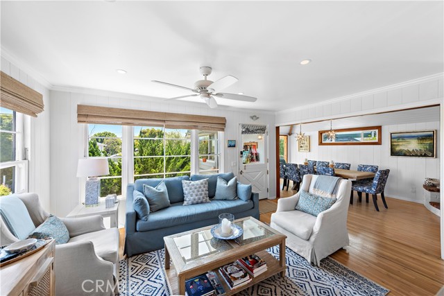 Detail Gallery Image 13 of 39 For 1016 Catalina, Laguna Beach,  CA 92651 - 3 Beds | 2 Baths