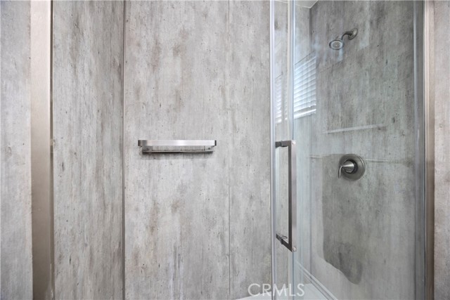 Detail Gallery Image 13 of 23 For 1992 Moonbeam Cir, Upland,  CA 91784 - 3 Beds | 2/1 Baths