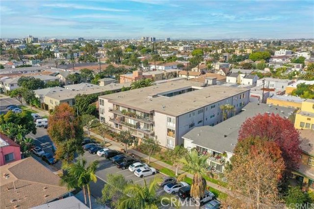 Detail Gallery Image 1 of 16 For 1329 E 1st St #11,  Long Beach,  CA 90802 - 1 Beds | 1 Baths