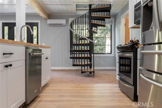 Detail Gallery Image 19 of 43 For 25150 Fern Valley Rd, Idyllwild,  CA 92549 - 3 Beds | 2 Baths