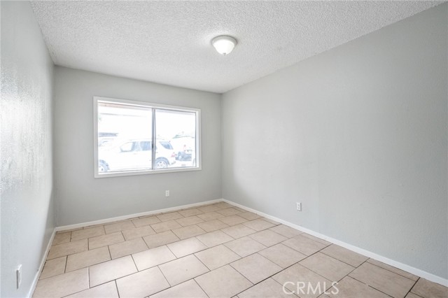 Detail Gallery Image 10 of 20 For 213 E 87th Pl, Los Angeles,  CA 90003 - – Beds | – Baths