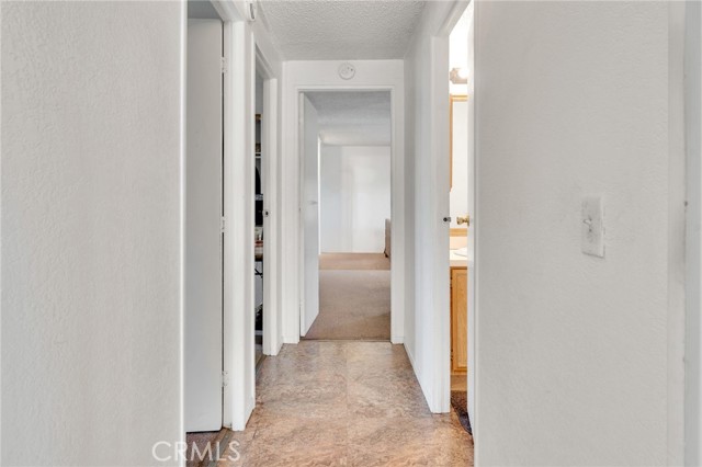 1401 W 9th Street, Pomona CA: https://media.crmls.org/medias/481fbf1d-86a2-43d6-a842-51623fac16f8.jpg