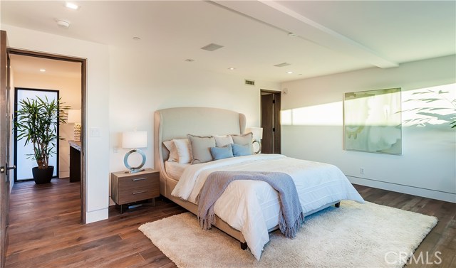 1635 Palm Drive, Hermosa Beach, California 90254, 4 Bedrooms Bedrooms, ,3 BathroomsBathrooms,Residential,Sold,Palm,SB17135203