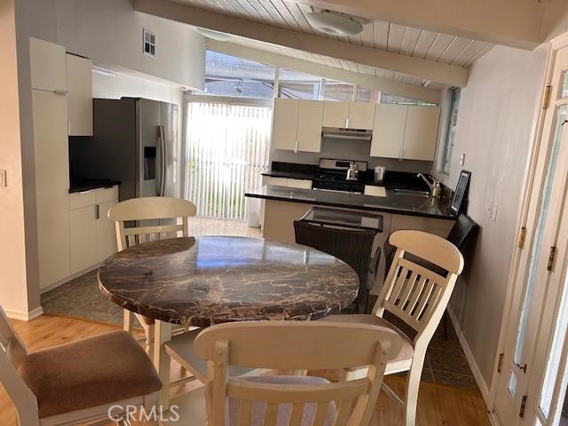 Detail Gallery Image 25 of 35 For 22839 Epsilon, Woodland Hills,  CA 91364 - 3 Beds | 2 Baths