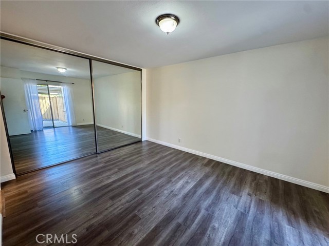 40 Windjammer, Irvine CA: https://media.crmls.org/medias/48238b7d-f432-4155-a2a2-50ad55d44e2e.jpg