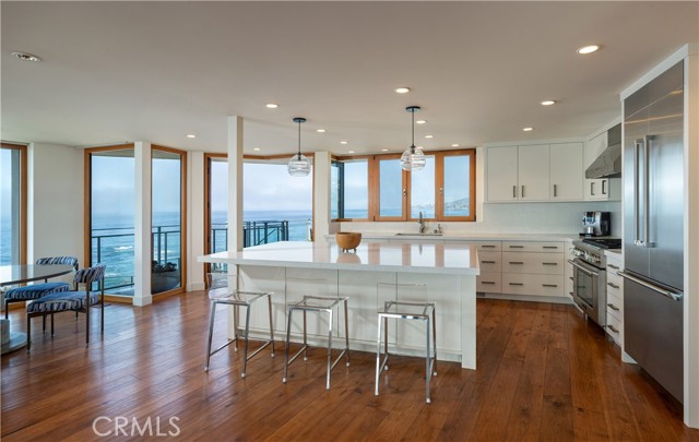 1901 Ocean Way, Laguna Beach CA: https://media.crmls.org/medias/48246ab8-1e41-4c42-87c2-f1ed12083515.jpg