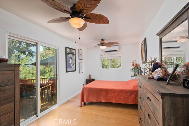 23329 Raymond Street, Chatsworth CA: https://media.crmls.org/medias/4824e5bc-3f4f-4761-9cb3-5dbde16d88e6.jpg