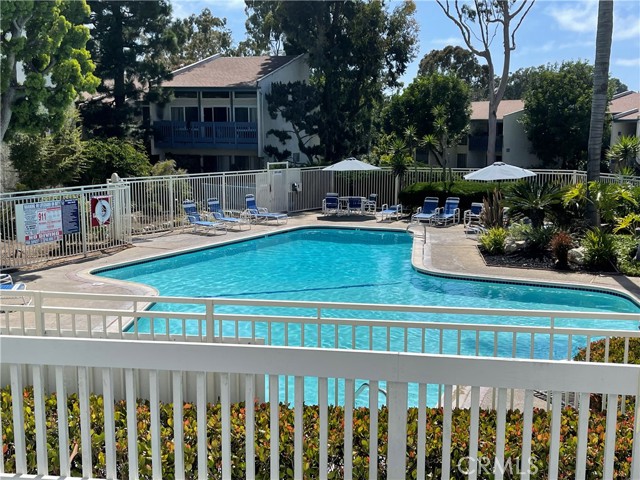 802 Camino Real, Redondo Beach, California 90277, 1 Bedroom Bedrooms, ,1 BathroomBathrooms,Residential,Sold,Camino Real,AR22150106