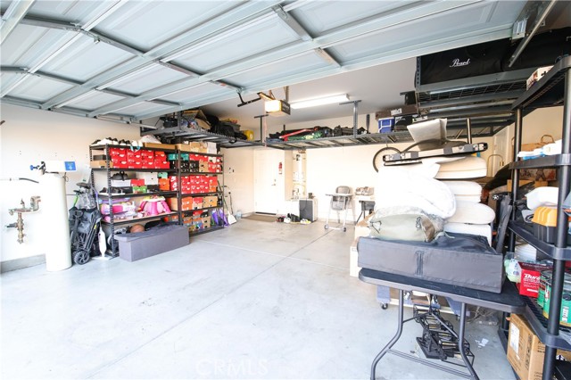 Detail Gallery Image 41 of 47 For 3919 Obsidian Rd, San Bernardino,  CA 92407 - 4 Beds | 2/1 Baths