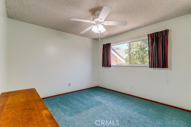 516 E Creston Street, Santa Maria CA: https://media.crmls.org/medias/48264960-5baa-4f01-8127-a38af1472712.jpg