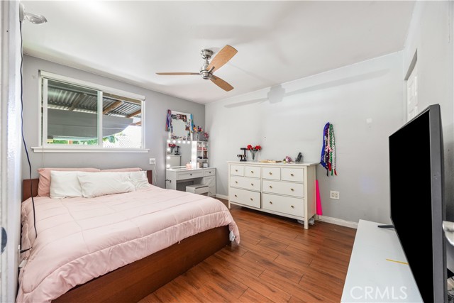 Detail Gallery Image 12 of 16 For 4901 Siesta Dr, Oceanside,  CA 92057 - 3 Beds | 2 Baths