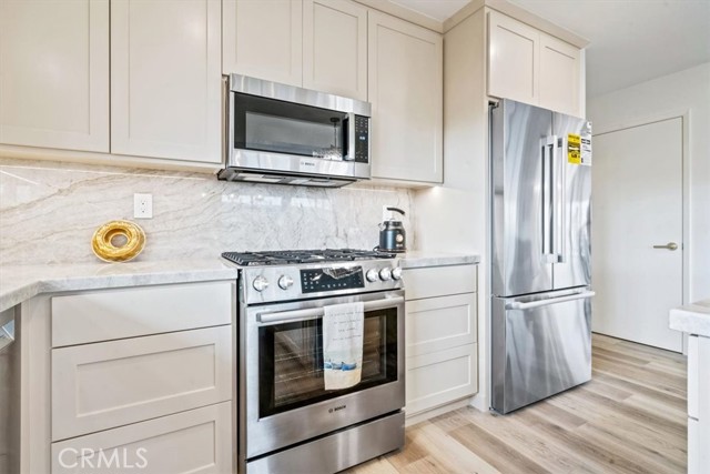 31 N 3rd Street, Cayucos CA: https://media.crmls.org/medias/4829a5f7-cbbb-4ea2-aa42-504e6c174cd7.jpg