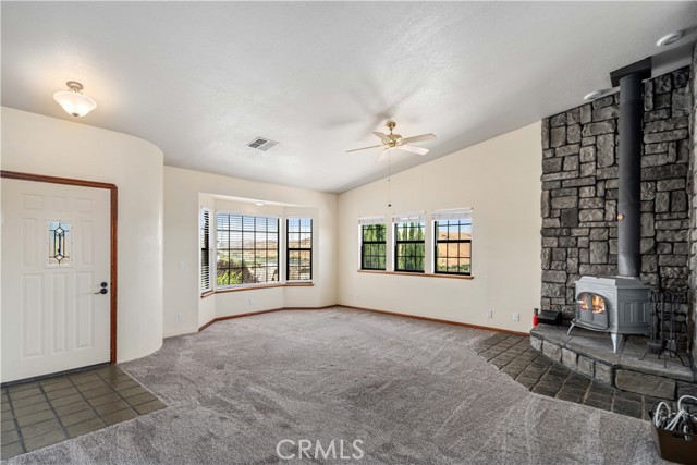 Detail Gallery Image 16 of 40 For 14747 Flintstone Dr, Lake Elizabeth,  CA 93532 - 3 Beds | 2 Baths