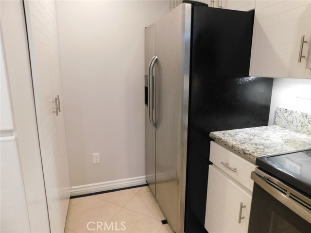 2253 Martin, Irvine CA: https://media.crmls.org/medias/482b0114-4b32-4d63-b68f-f4a5c50c16b8.jpg
