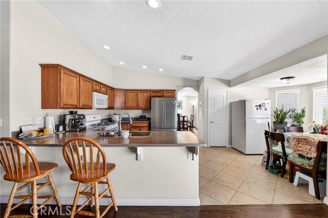 Detail Gallery Image 16 of 52 For 7841 Corona, Hesperia,  CA 92345 - 3 Beds | 2 Baths