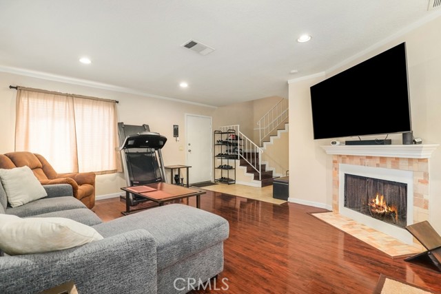 Detail Gallery Image 8 of 36 For 9431 Shadowood Dr #D,  Montclair,  CA 91763 - 2 Beds | 1/1 Baths