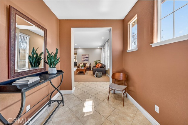 Detail Gallery Image 3 of 37 For 35978 Covington, Wildomar,  CA 92595 - 4 Beds | 3 Baths