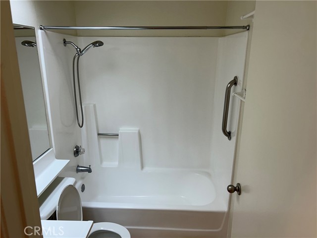 Detail Gallery Image 15 of 47 For 18232 Parkview Ln #103,  Huntington Beach,  CA 92648 - 1 Beds | 1 Baths